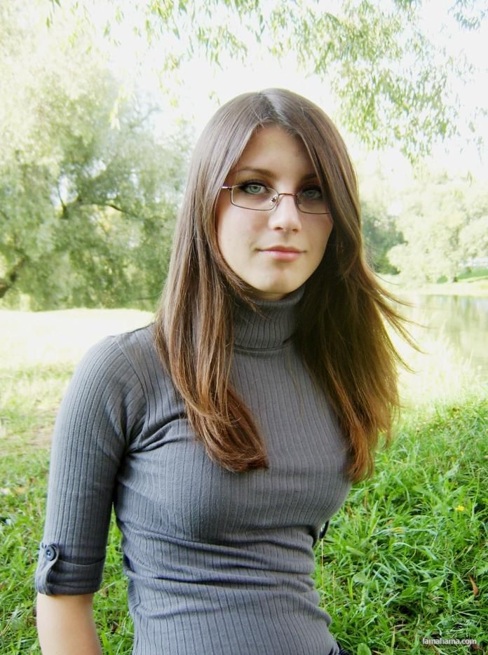 Girls in glasses - Pictures nr 29