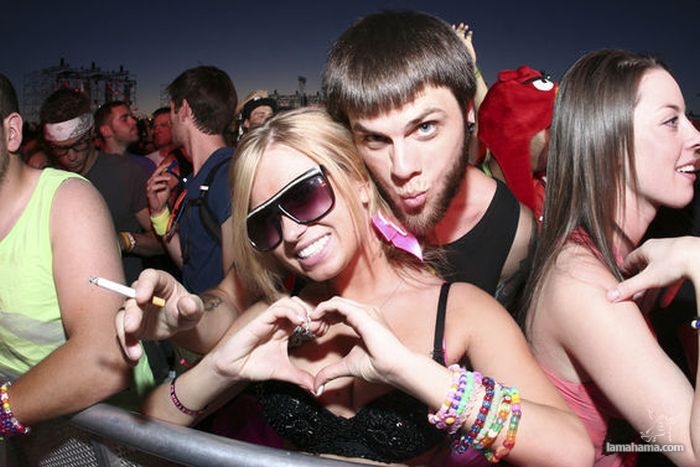 Girls from Electric Daisy Carnival 2012 - Pictures nr 33