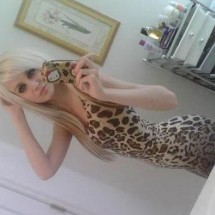 Cute Girls with iPhone — 23