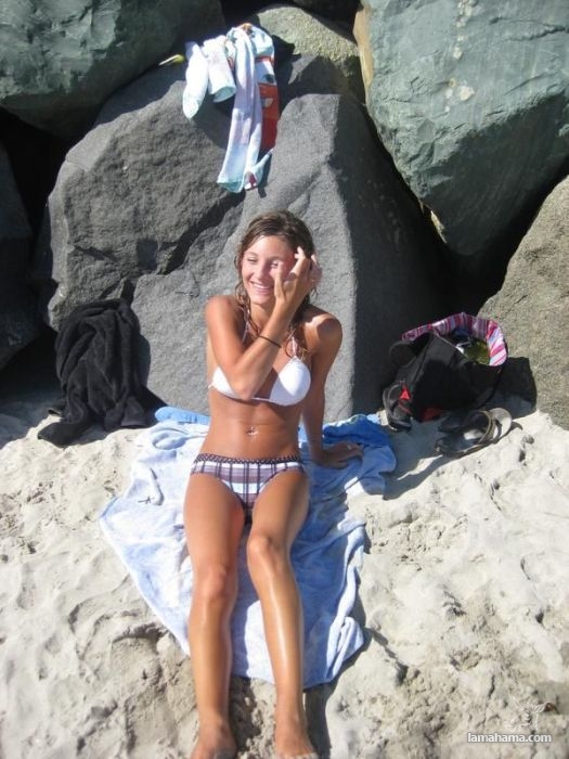 Fotki dziewczyn z wakacji na plaży - Zdjecie nr 8