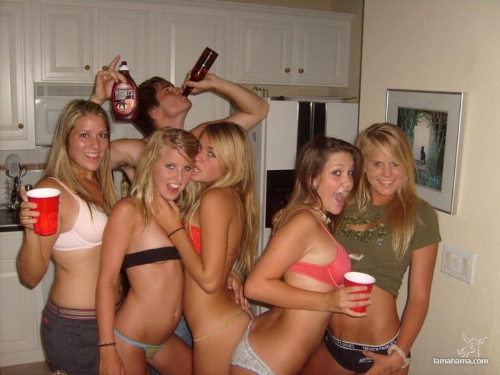 Party girls - Pictures nr 2