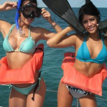 Hooters Dream Girls 2011 — 10