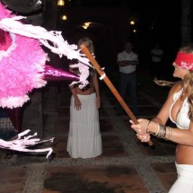 Hooters Dream Girls 2011 — 27