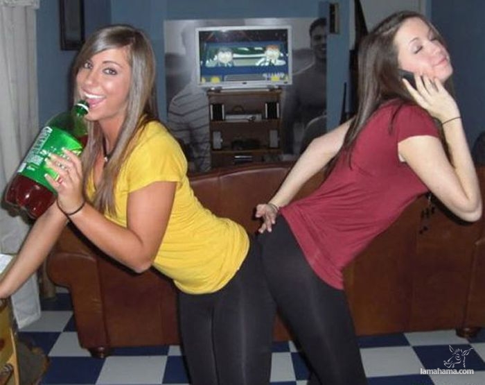 Hot girls in tight leggings III - Pictures nr 36