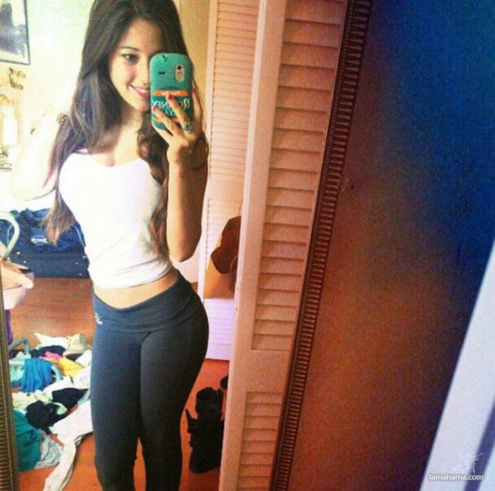 Hot girls in tight leggings III - Pictures nr 39
