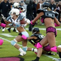 Damski Football w bieliźnie — 12