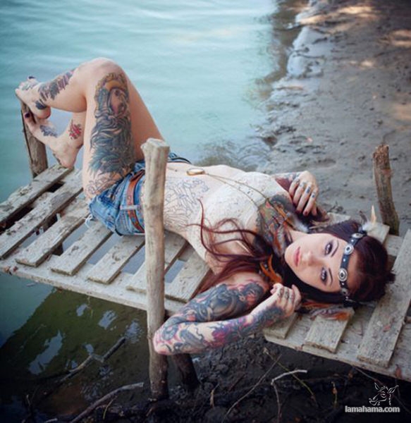 Girls with tattoos - Pictures nr 3