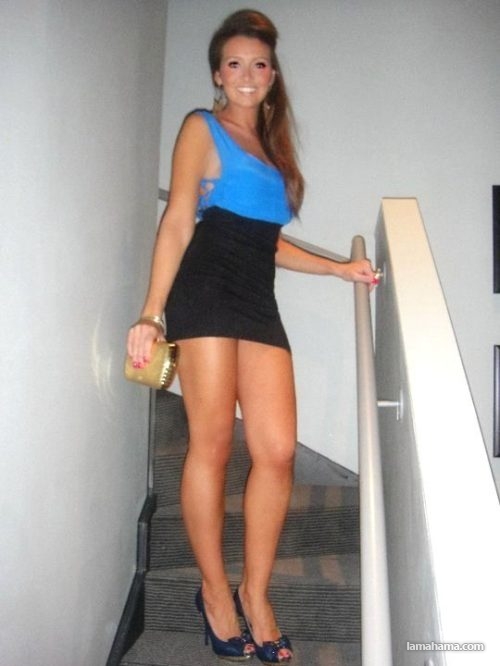 Girls in tight dresses - Pictures nr 18