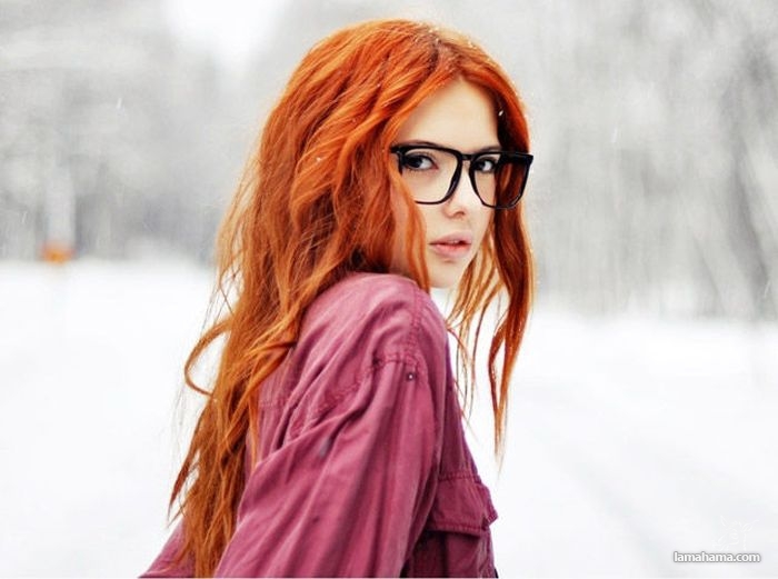 Girls in glasses - Pictures nr 16