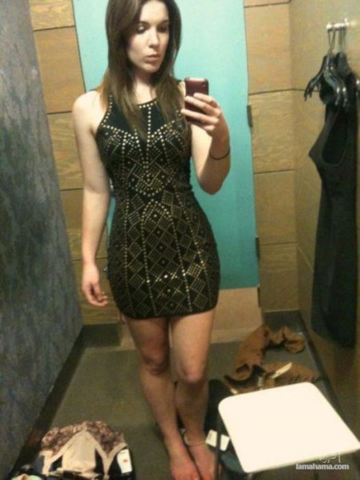 Girls in tight dresses VII - Pictures nr 3