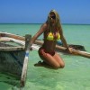 Dziewczyny w bikini III — 28